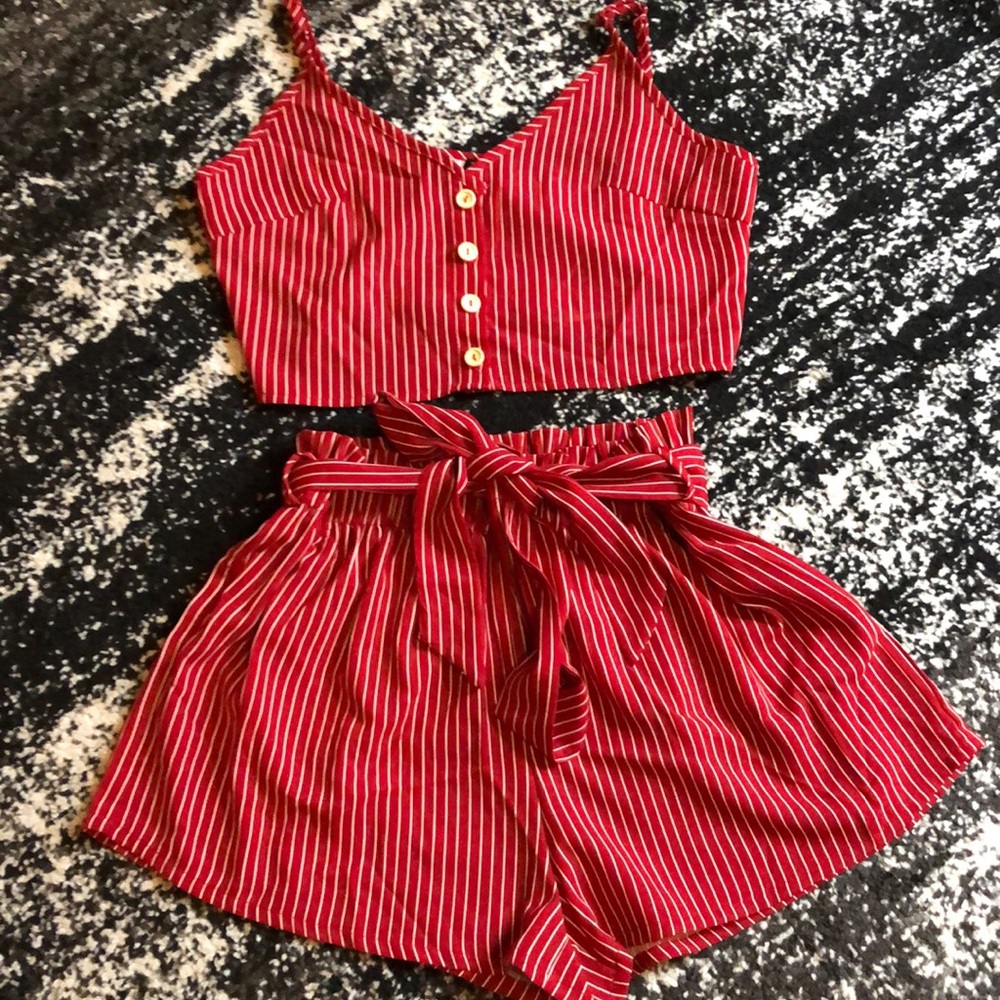 Short and crop top set